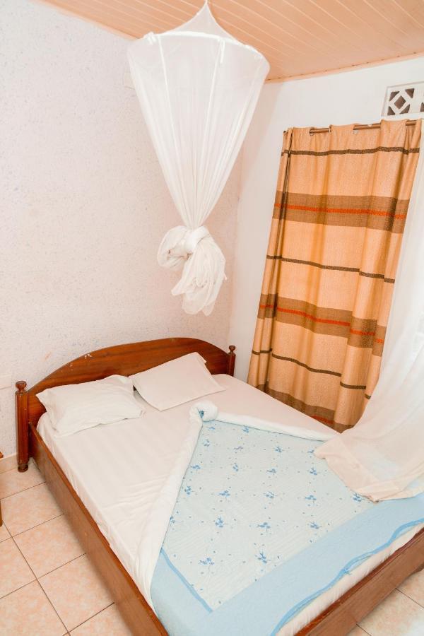 Auberge La Caverne Kigali Ngoại thất bức ảnh