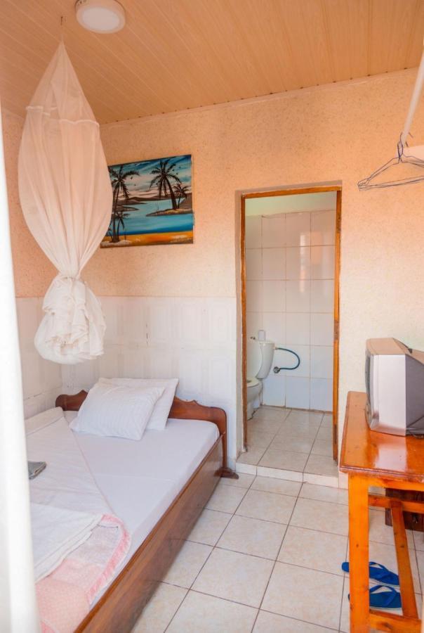 Auberge La Caverne Kigali Ngoại thất bức ảnh