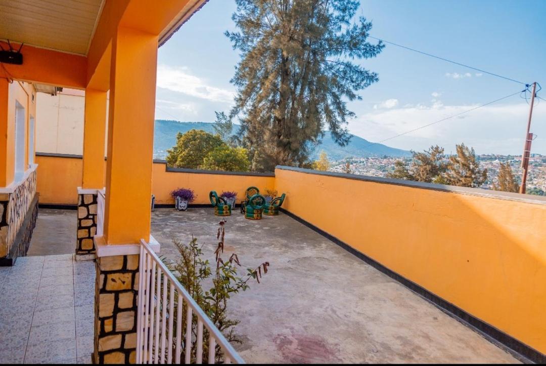 Auberge La Caverne Kigali Ngoại thất bức ảnh